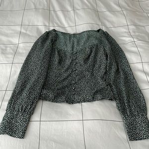 Perfect green floral top from A&F. Goes great with high waisted jeans